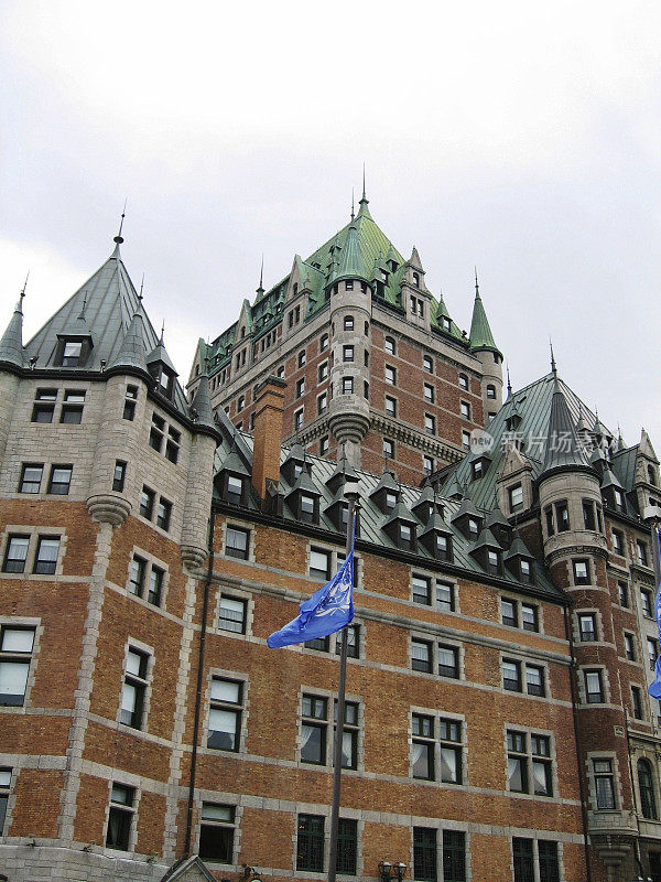 下面费尔蒙LE CHâTEAU FRONTENAC